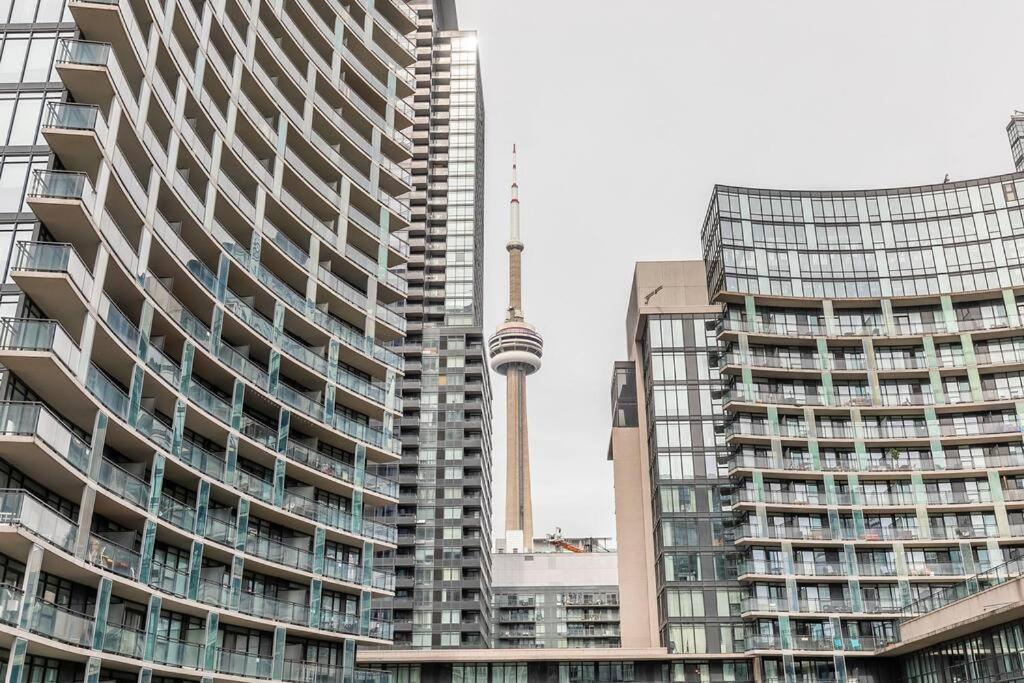 Luxury Suite Downtown Toronto Near Cn Tower Exterior photo